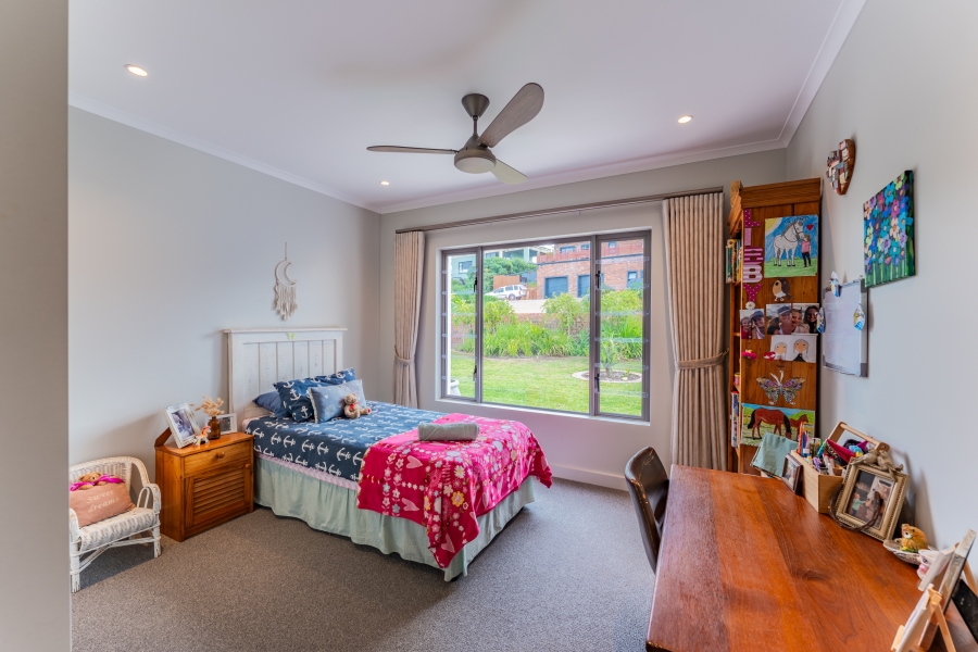 4 Bedroom Property for Sale in Cape St Francis Eastern Cape